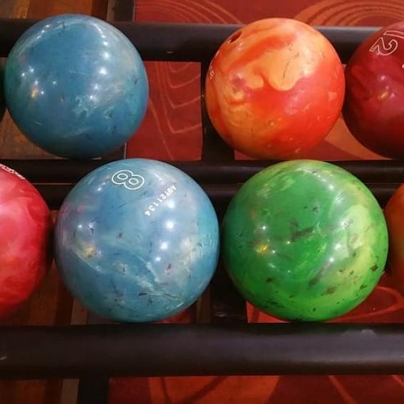 Ten-pin bowling balls