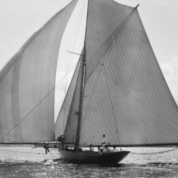 Thelma, racing on Sydney Harbour, 1899, courtesy Australian National Maritime Museum.