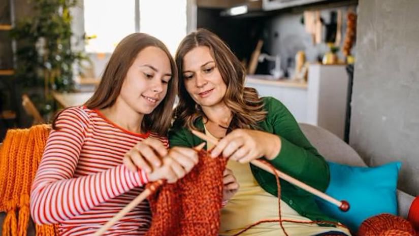 Learn to knit with the Mosman Community