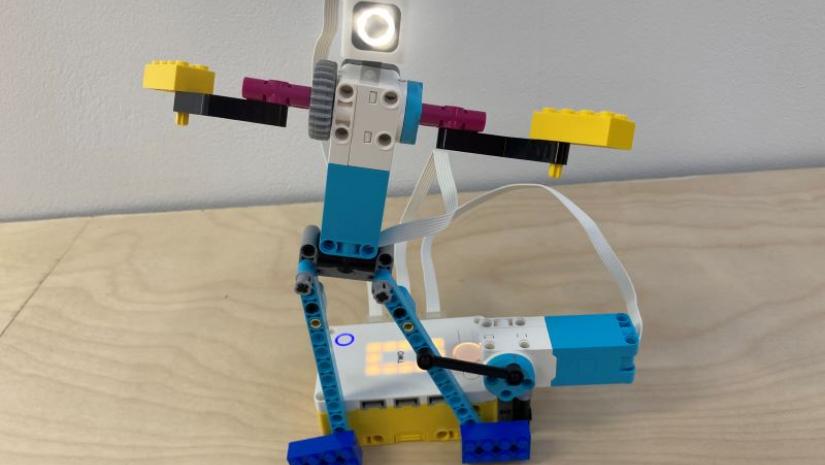 Lego robot